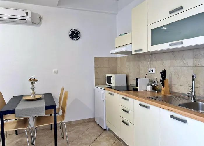 Apartment Pintadesol By Interhome Cizici