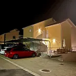 Pintadesol By Interhome * Čižići